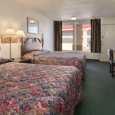 Motel Super 8 By Wyndham Oklahoma Fairgrounds Esterno foto