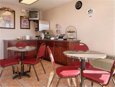 Motel Super 8 By Wyndham Oklahoma Fairgrounds Esterno foto
